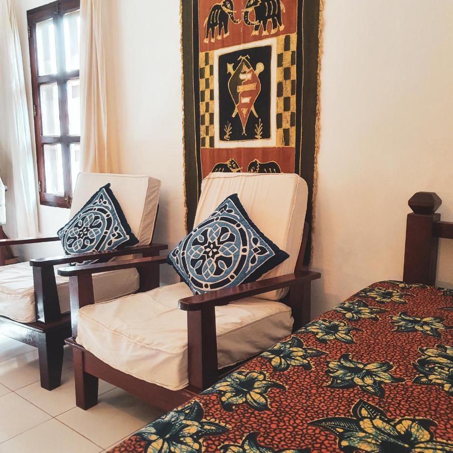 Flame Tree Cottages Нунгви Экстерьер фото