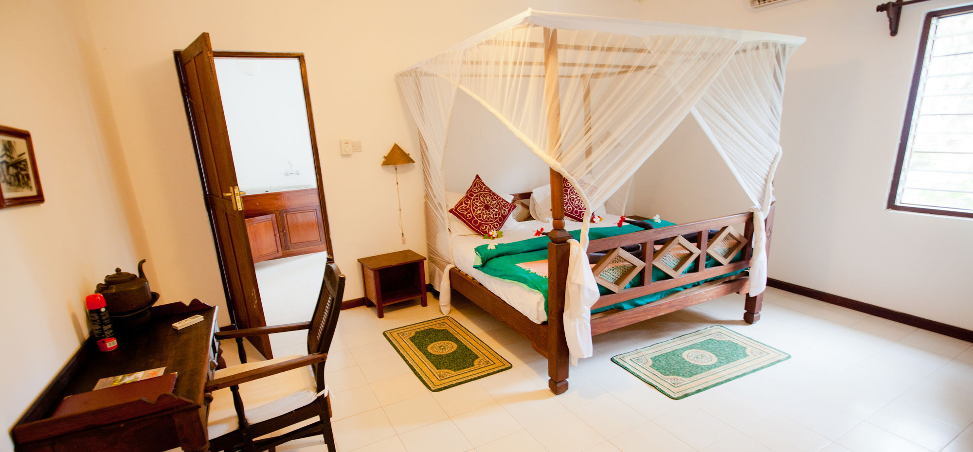 Flame Tree Cottages Нунгви Экстерьер фото